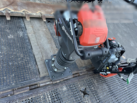 2025 HUSQVARNA LT6005