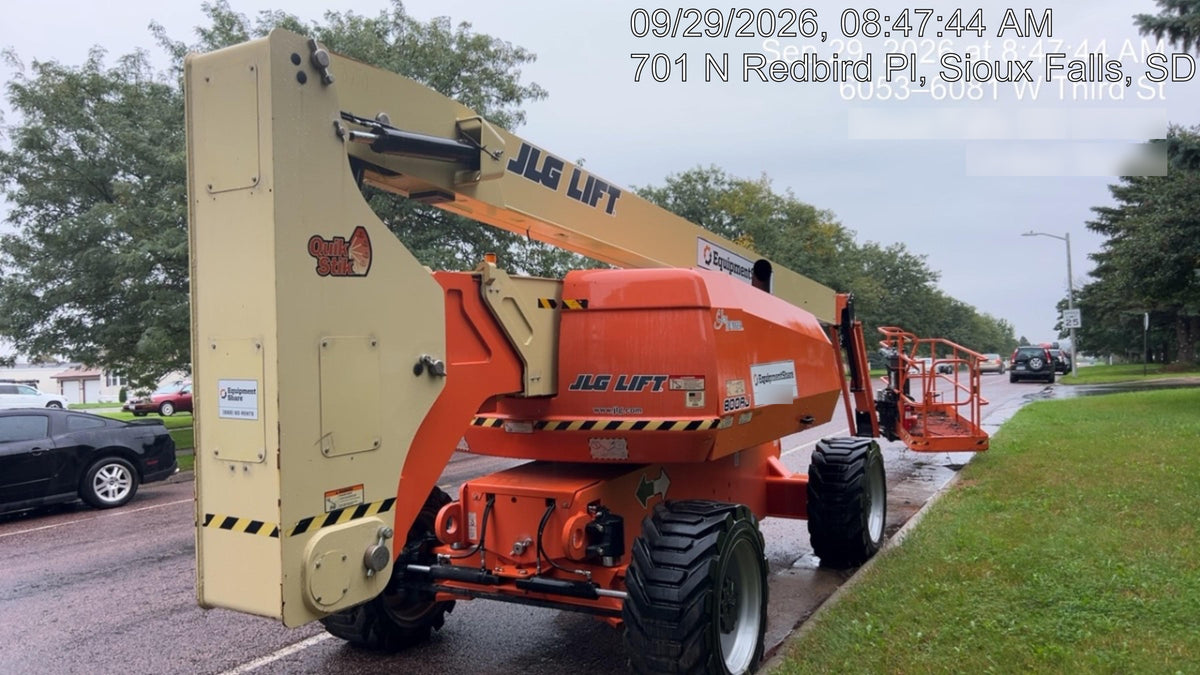 2022 JLG 800AJ
