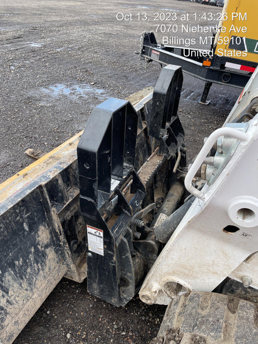 2022 TAKEUCHI 48" Pallet Forks - Takeuchi