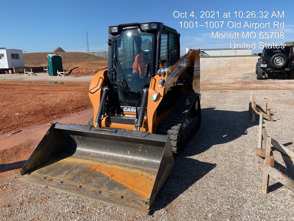 2021 CASE TR270B