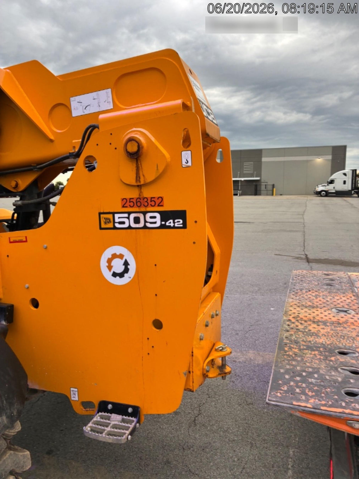 2022 JCB 509-42
