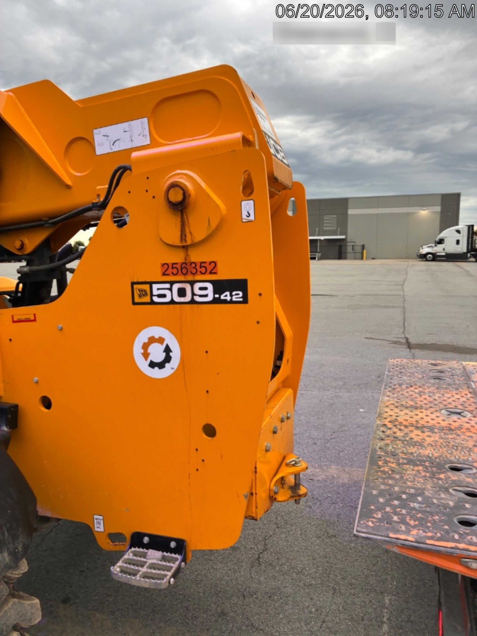 2022 JCB 509-42