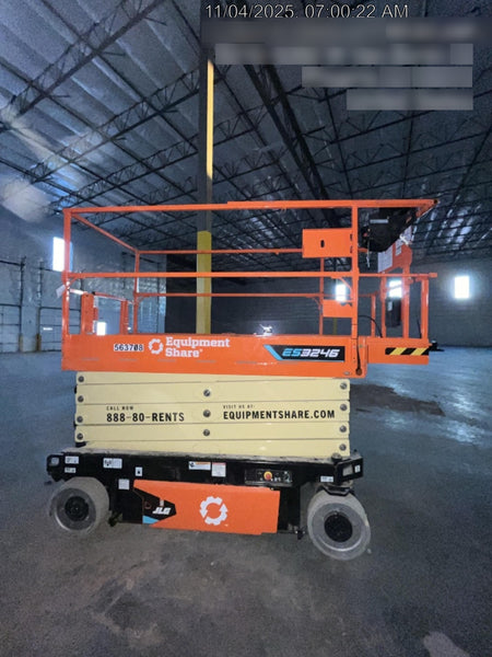2025 JLG ES3246