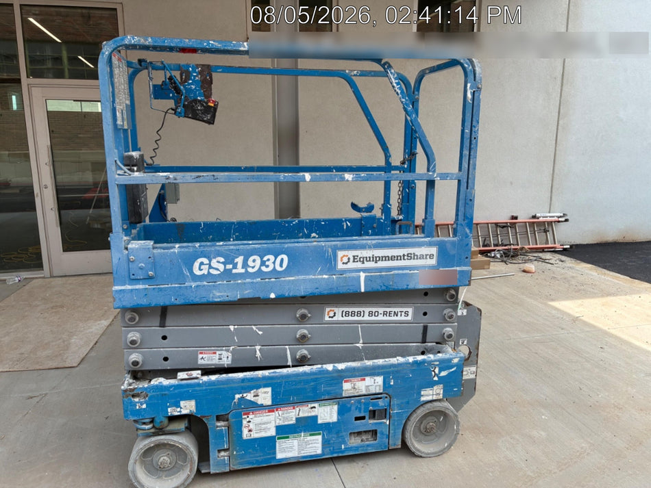 2019 Genie GS-1930 Fixed Rails with Chain Entry