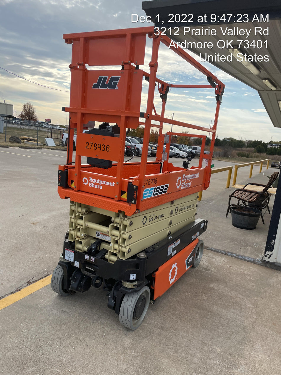 2022 JLG ES1932
