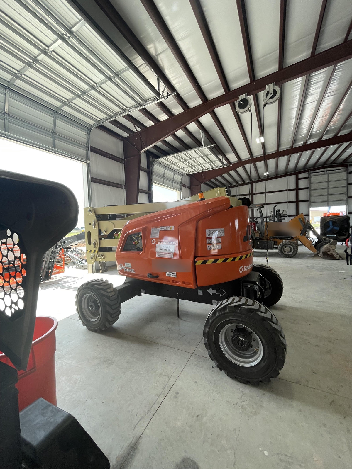 2023 JLG 450AJ