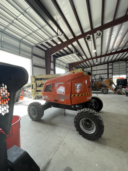2023 JLG 450AJ
