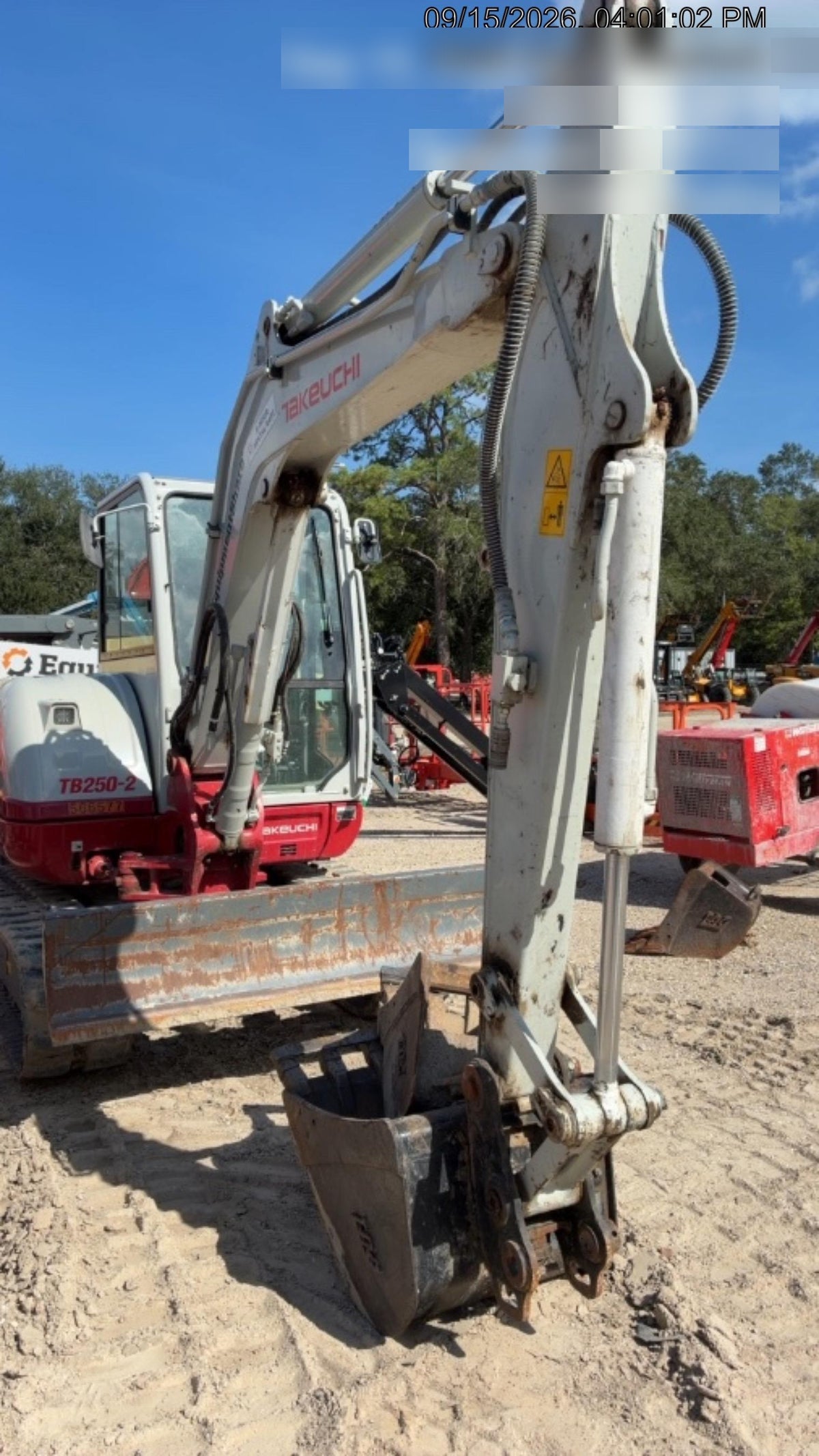 2025 TAKEUCHI TB250-2CR