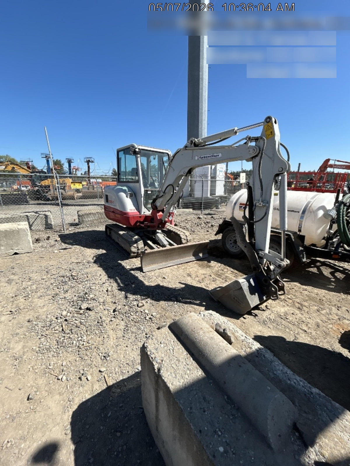 2021 TAKEUCHI TB235-2CR