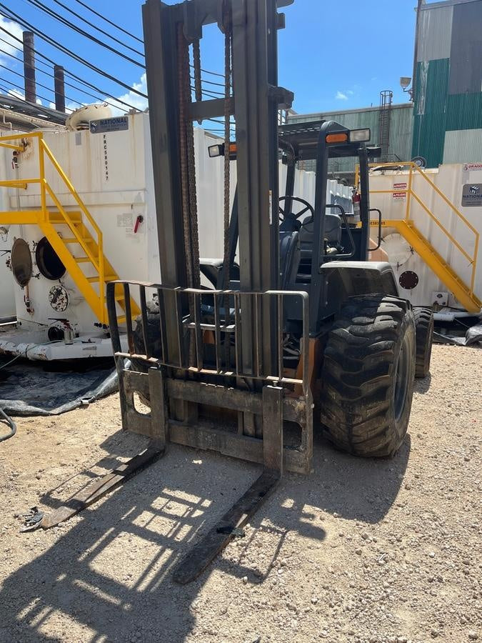 2021 CASE 588H