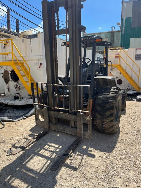 2021 CASE 588H