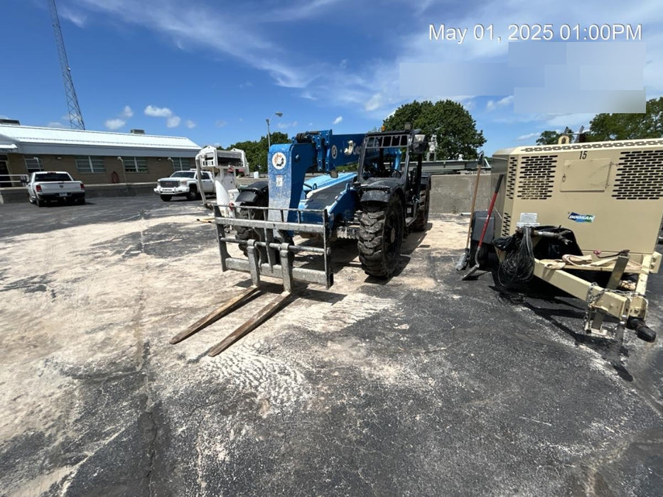 2018 Genie GTH-636 Genie GTH-636 w/Open ROPS, Work Lights, Solid Tires, RH Cab Mesh, Beacon, 48" Carriage and Forks