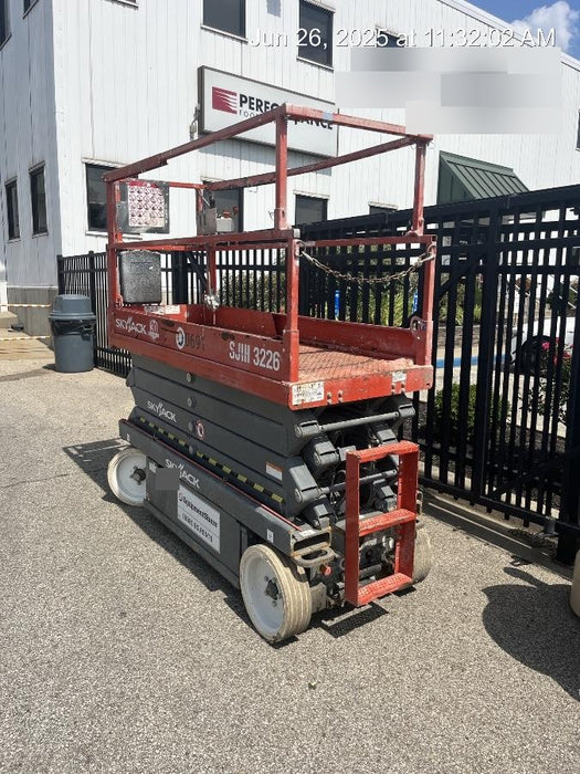 2015 Skyjack SJIII-3226 SkyJack 3226 26' Scissor Lift