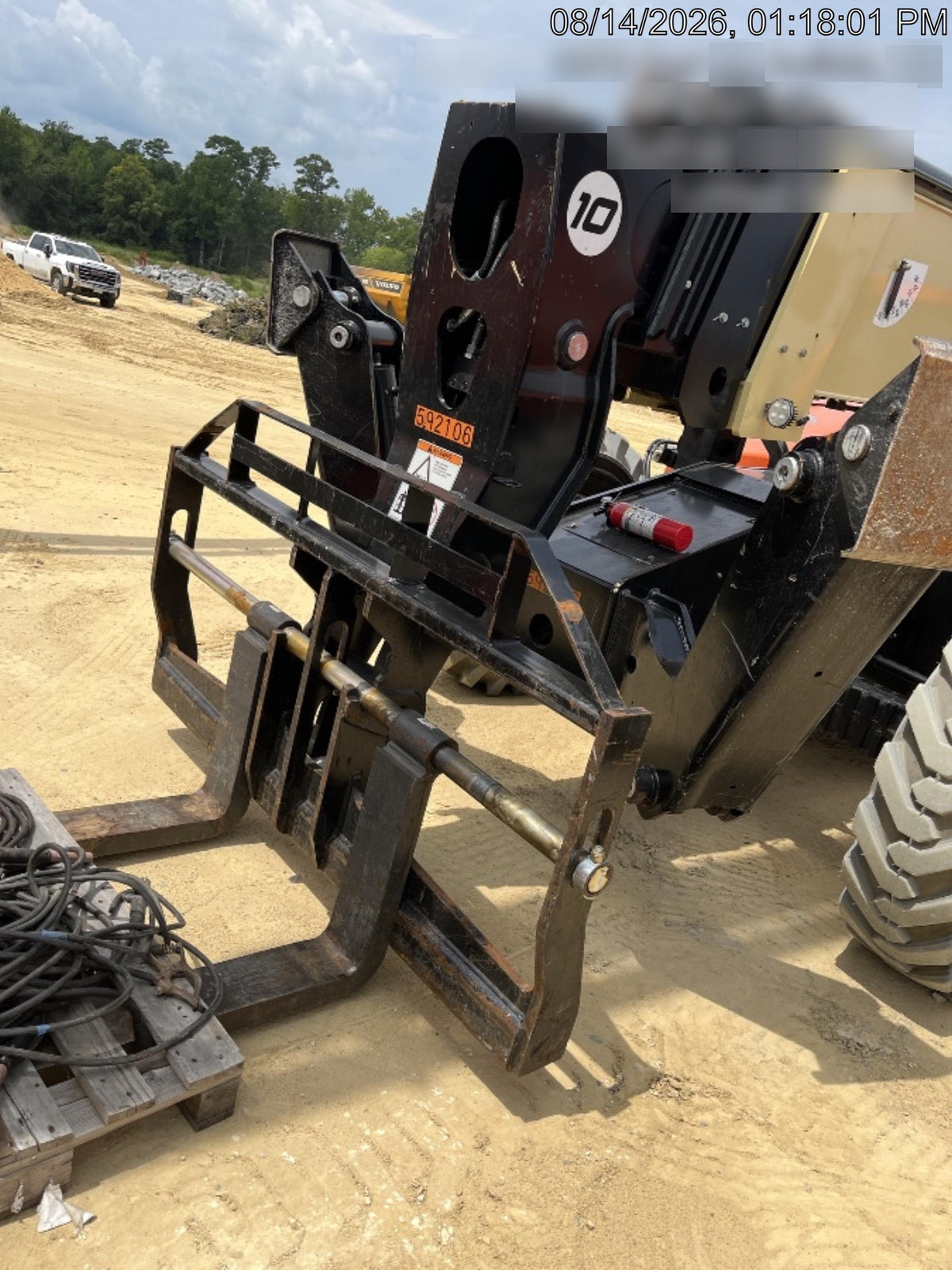 2025 JLG 1055 Premium