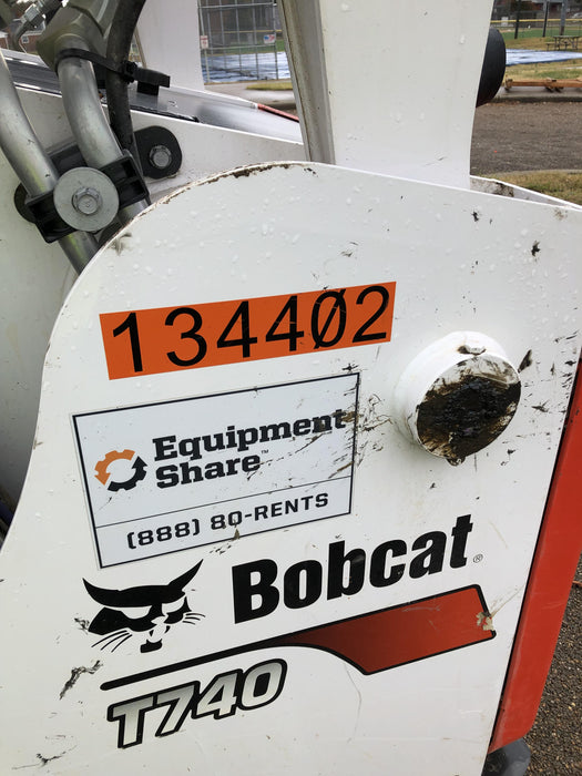 2021 BOBCAT T740