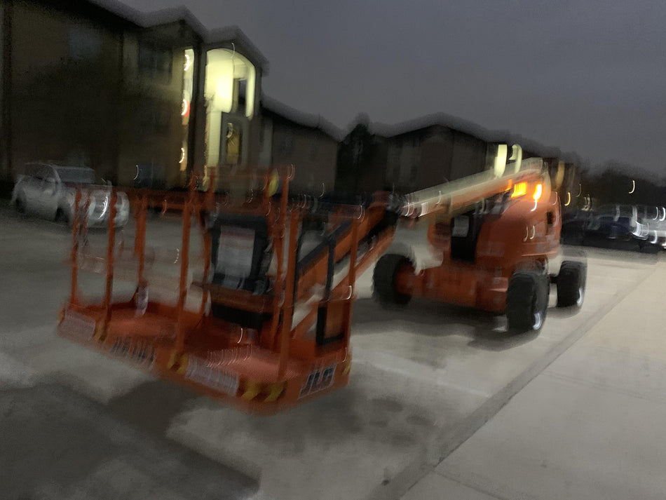 2021 JLG 600AJ