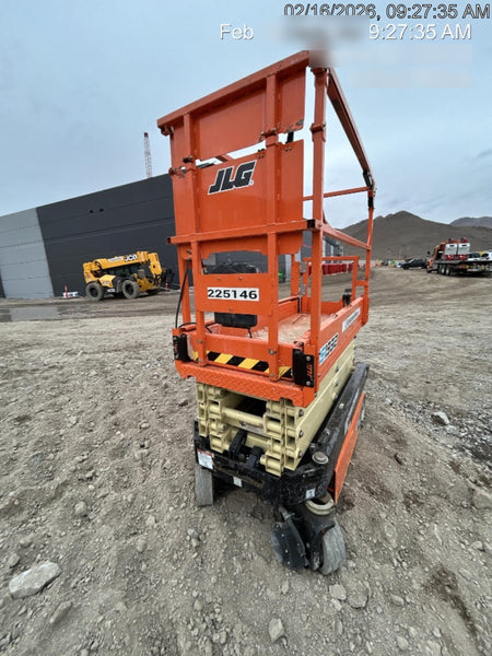 2022 JLG ES1932
