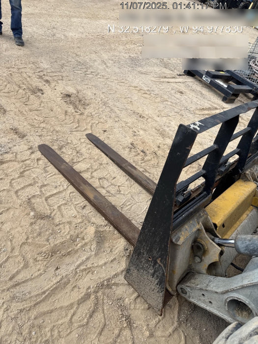 2022 ARROW MATERIAL HANDLING 48" Pallet Forks - Arrow