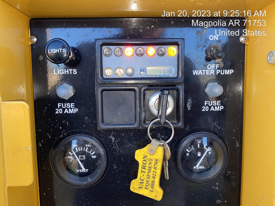 2022 VAC-TRON LP573XDT