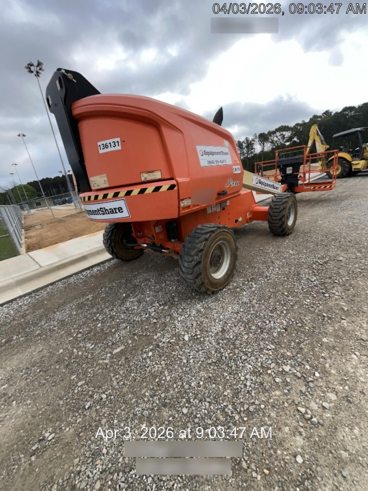 2021 JLG 400S