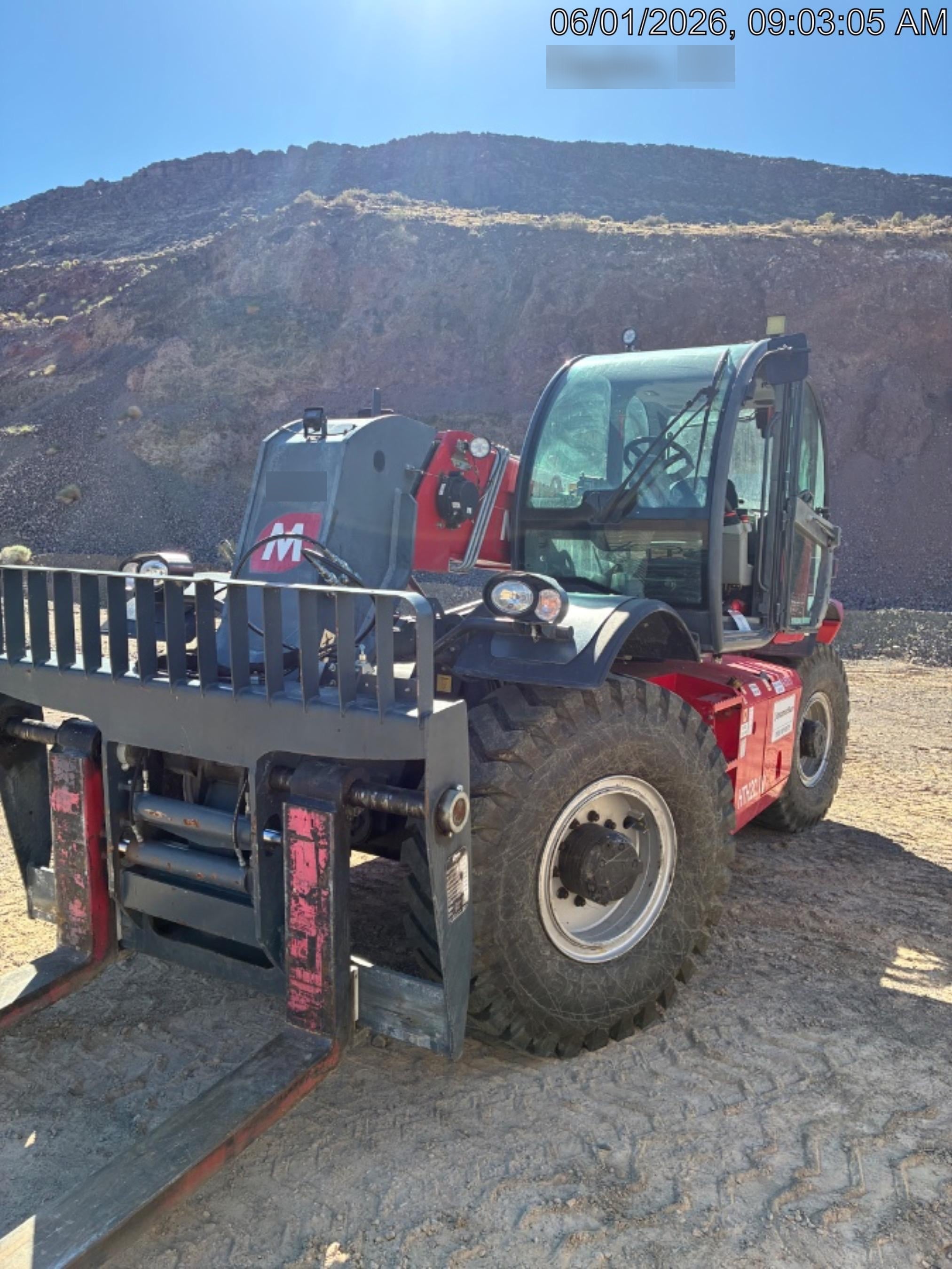 2019 Magni HTH 20.10 Two LED lights on cab - front, Four LED lights on cab - rear, Two LED lights on the boom, Camera on boom & back, Foam Filled Tires | Attachments: Forkcarriage 20 T with 96" forks & positioner w/Forkcarriage 20 T with 96" forks & positioner