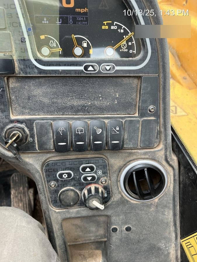 2022 JCB 512-56