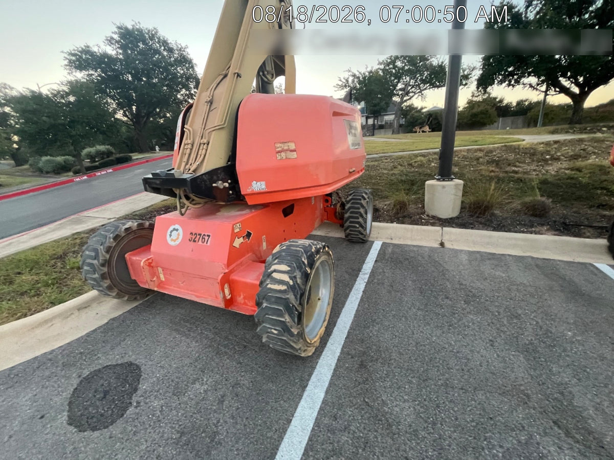 2019 JLG 660SJ