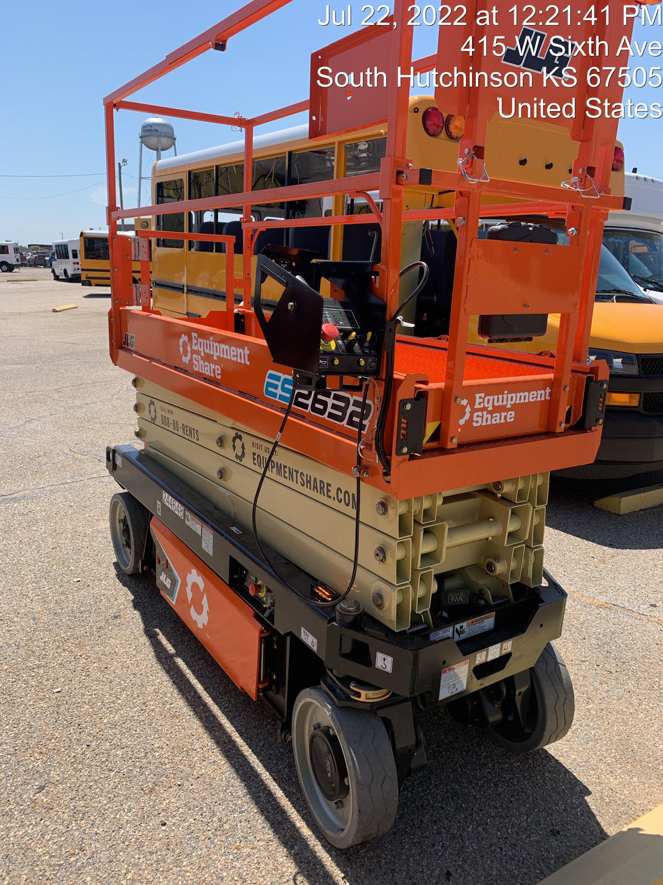 2022 JLG ES2632