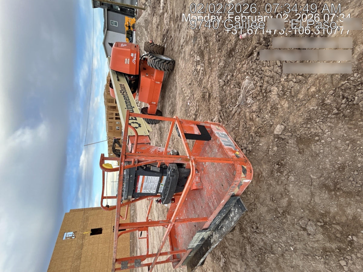 2022 JLG 600S
