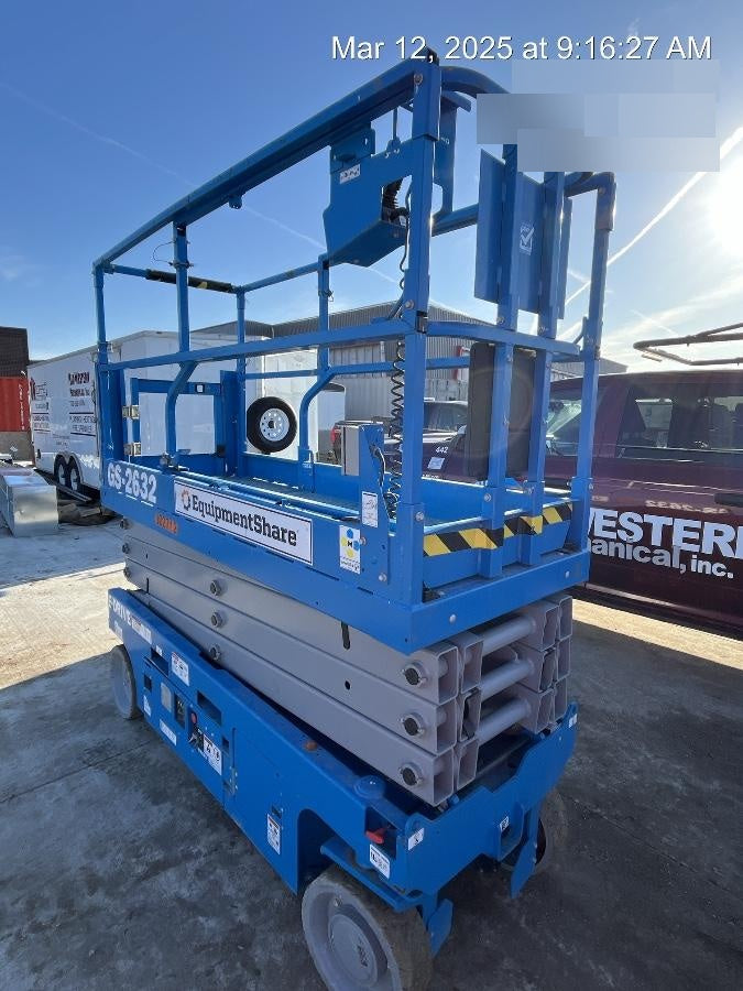 2023 GENIE GS-2632