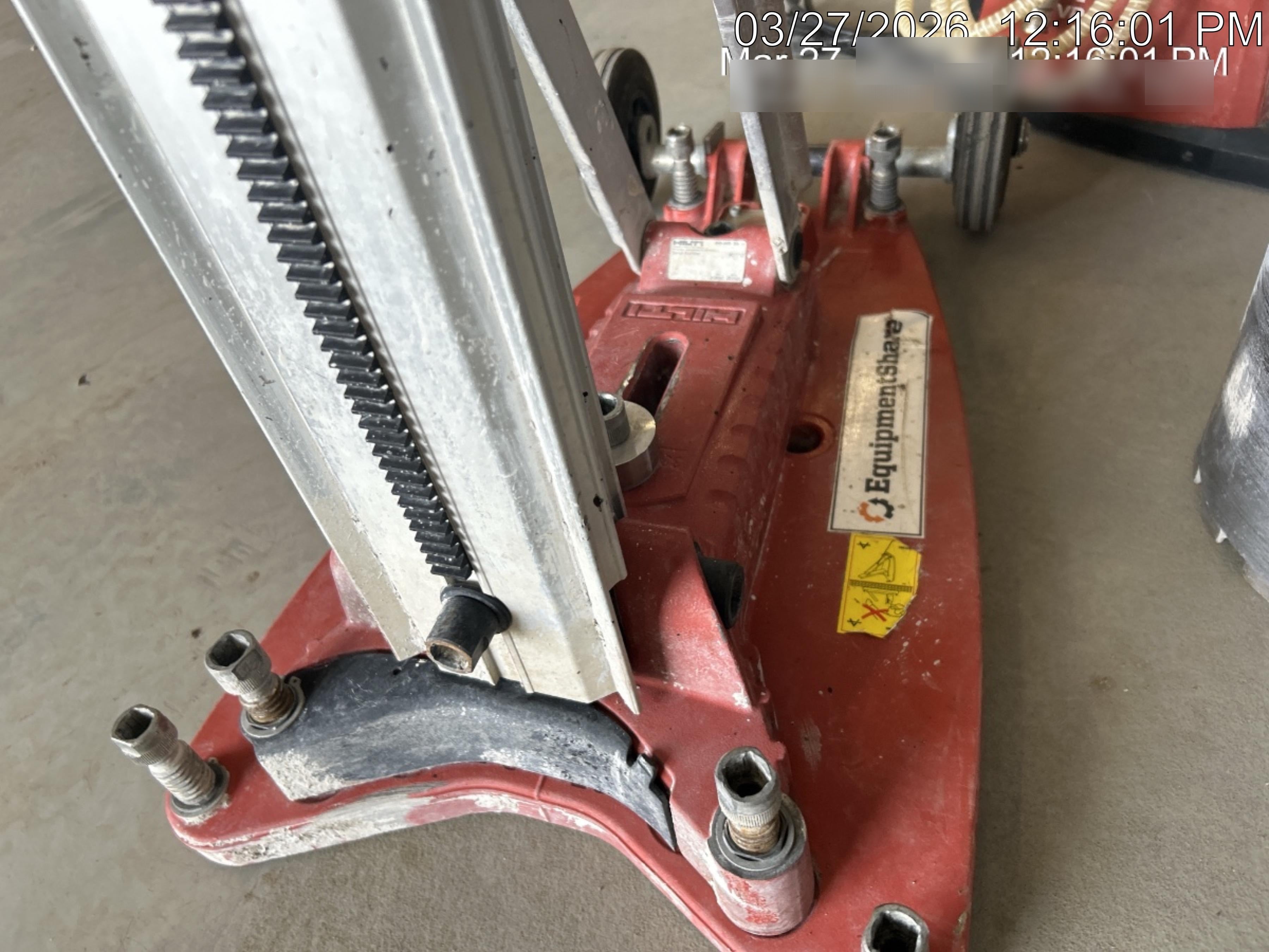 2020 HILTI DD250E