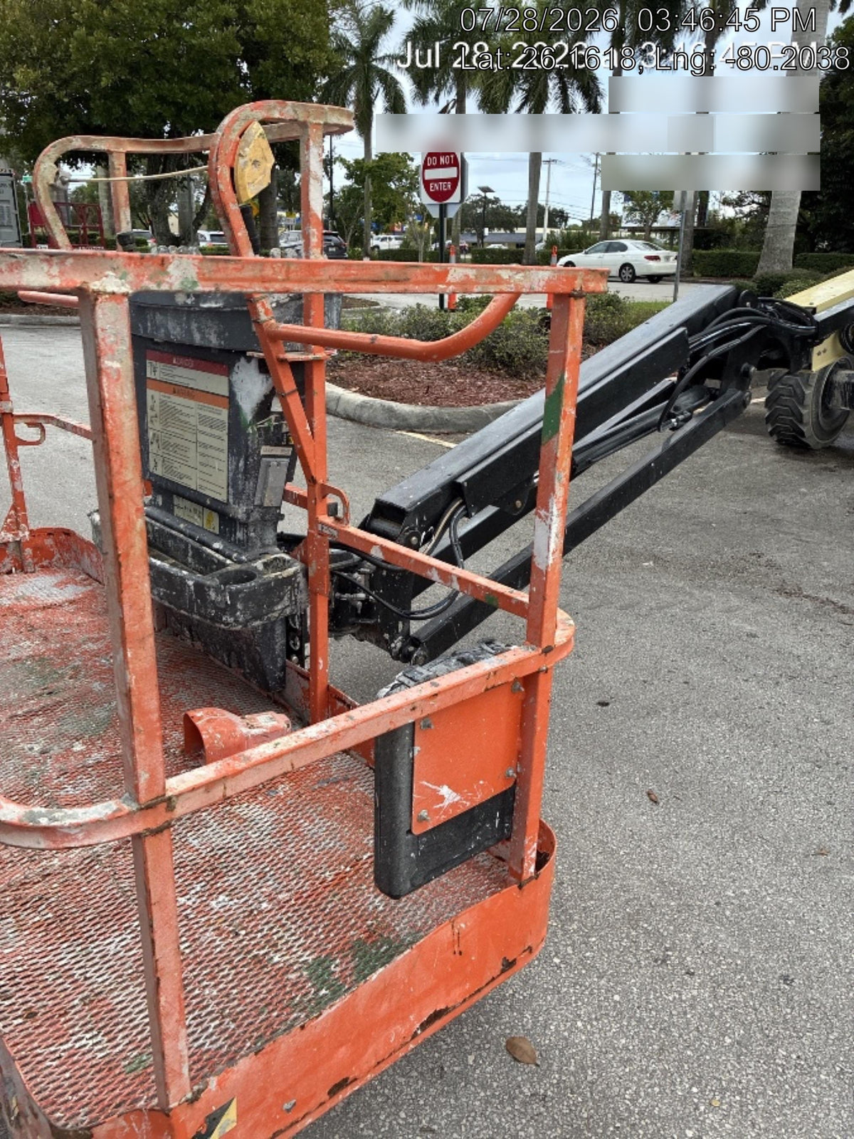 2023 JLG 460SJ