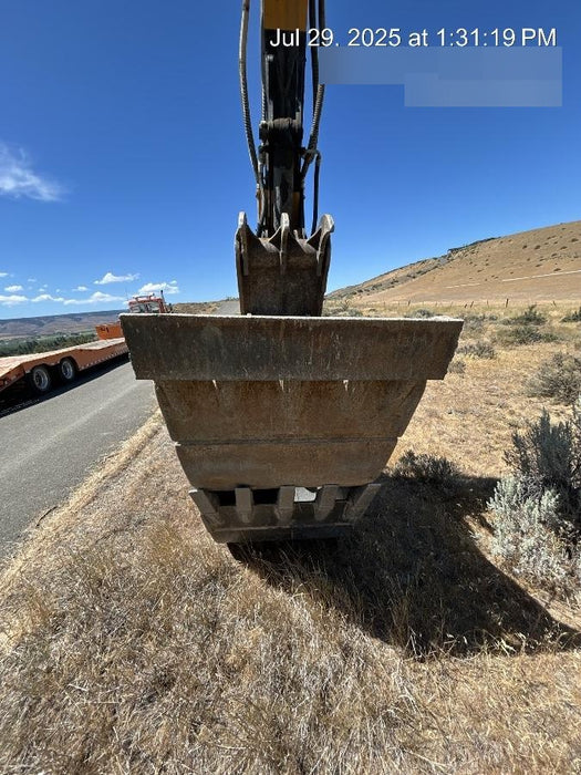 2025 JOHN DEERE 36" Bucket, Excavator 25,000 - 35,000 John Deere