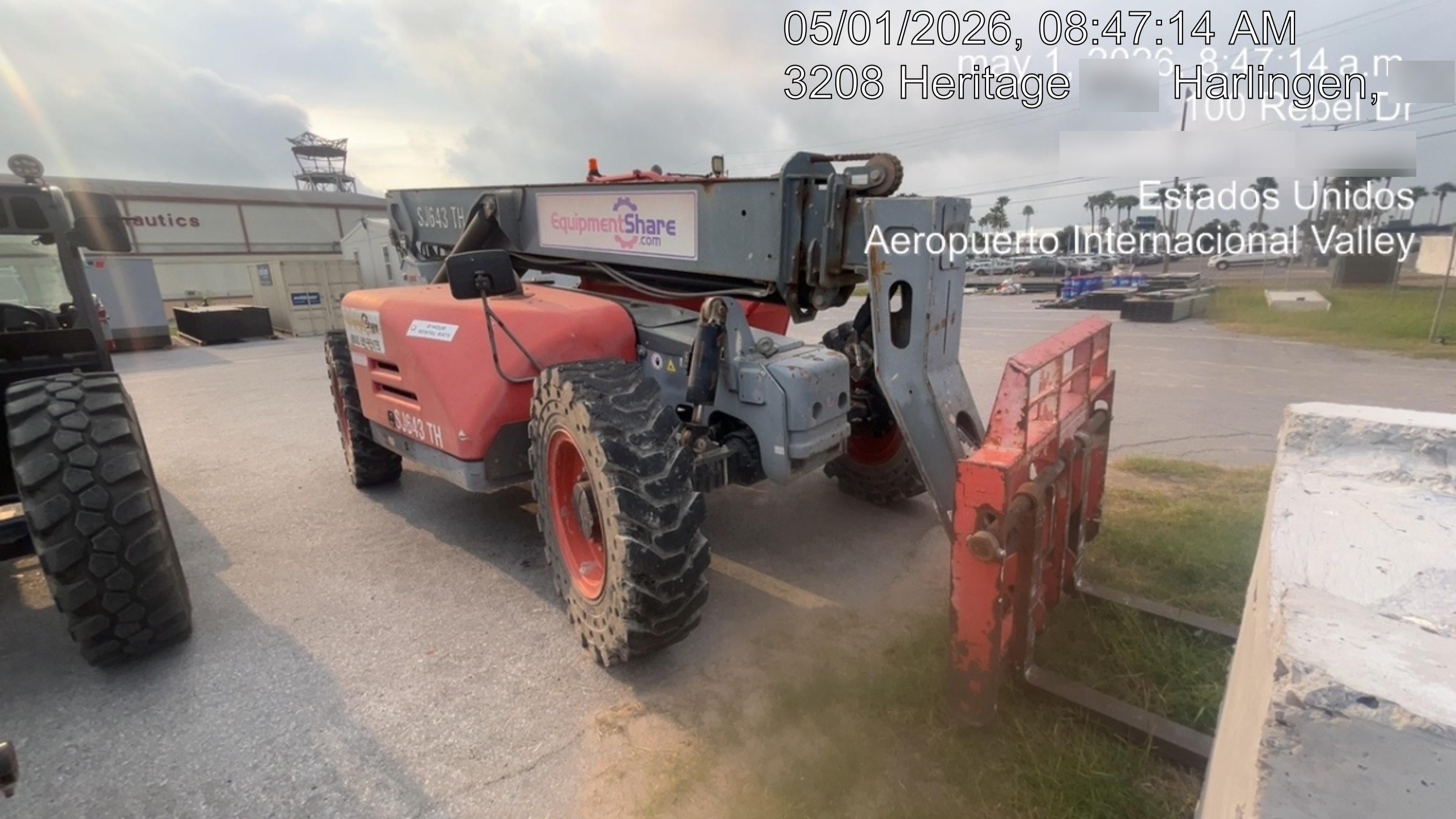 2016 Skyjack SJ643 TH 60" Carriage, Solid Tires