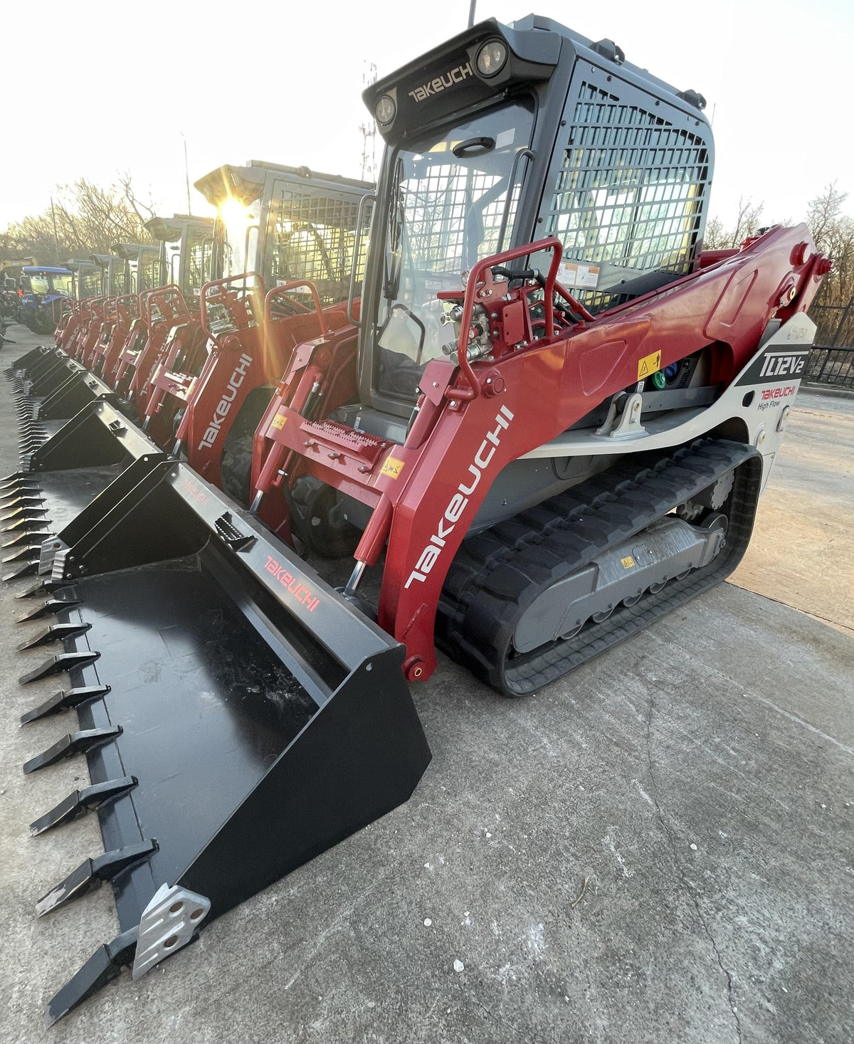 2026 TAKEUCHI TL12V2-CRHR