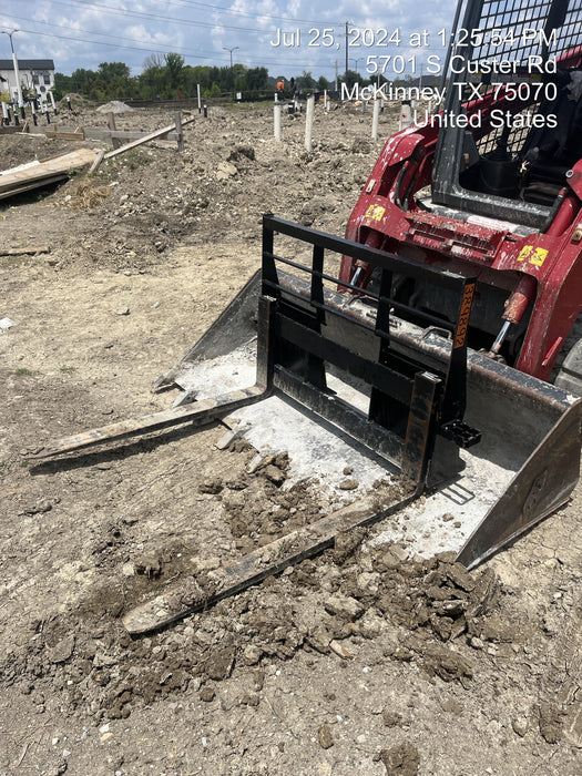 2024 ARROW MATERIAL HANDLING 48" Pallet Forks - Arrow