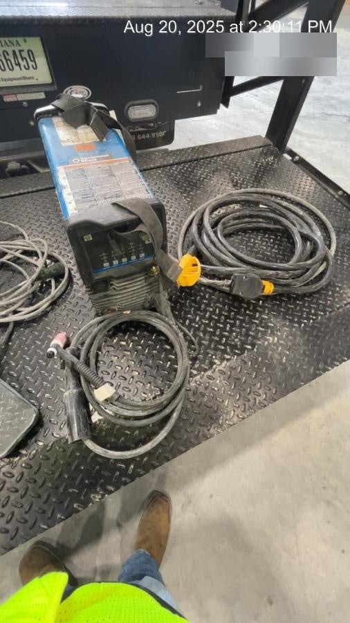 2023 MILLER ELECTRIC Maxstar 210 DX