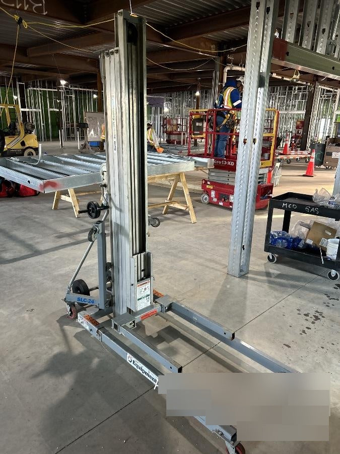 2020 GENIE SLC-24