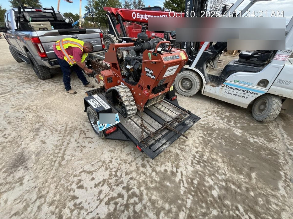 2018 DITCH WITCH C24XA