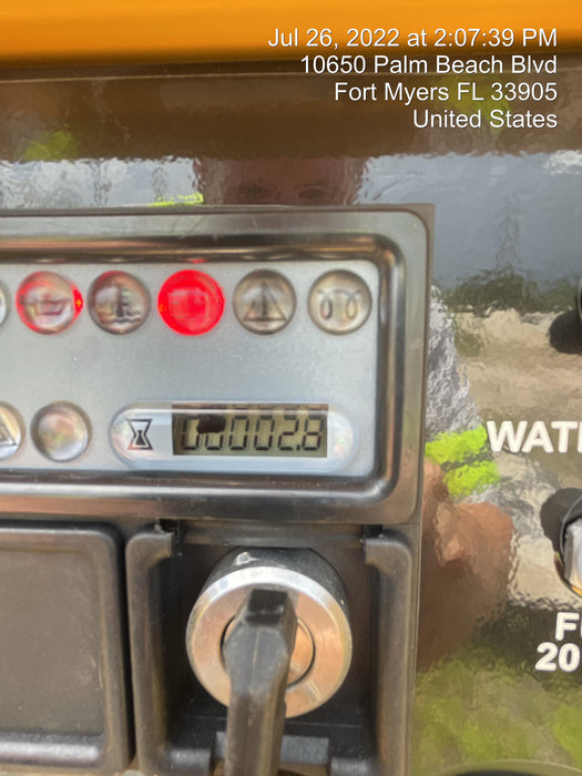 2022 Vac-Tron LP573XDT T4 Koehler Diesel Engine, 500 Gallon Debris Tank, x2 100 Gallon Water Tanks