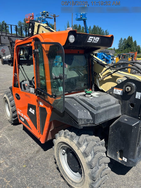 2025 JLG 519