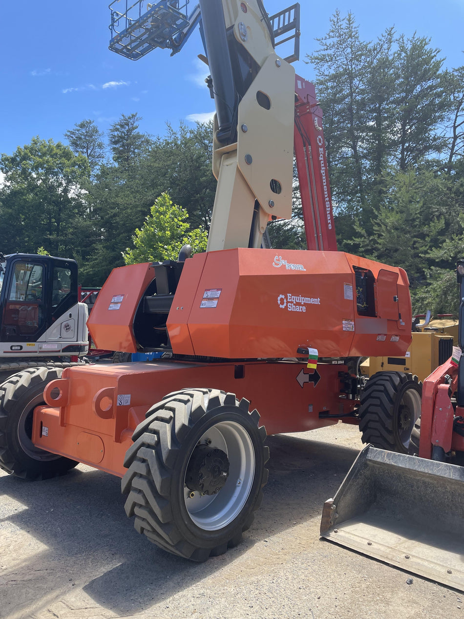 2022 JLG 860SJ
