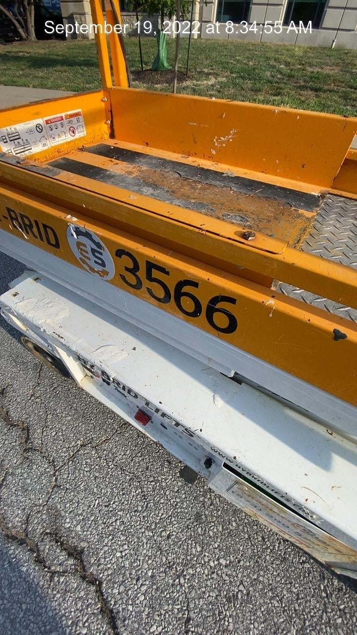 Custom Equipment HB-1430 Hy-Brid Scissor Lift
Platform capacity up to 670 lbs
Working height up to 20 ft
Weighs under 1,700 lbs
Non-marking wheels