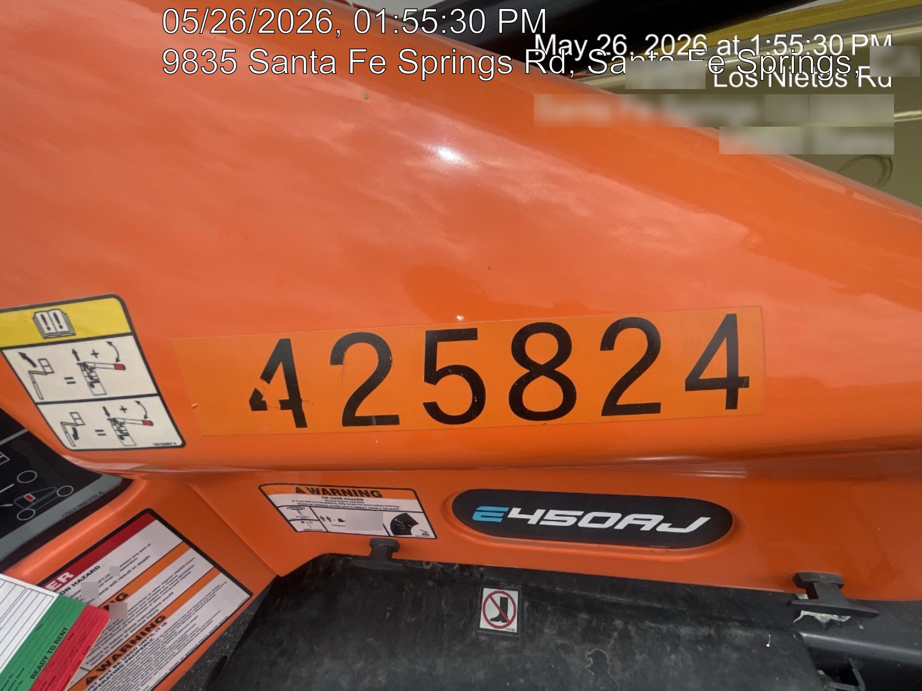 2024 JLG E450AJ
