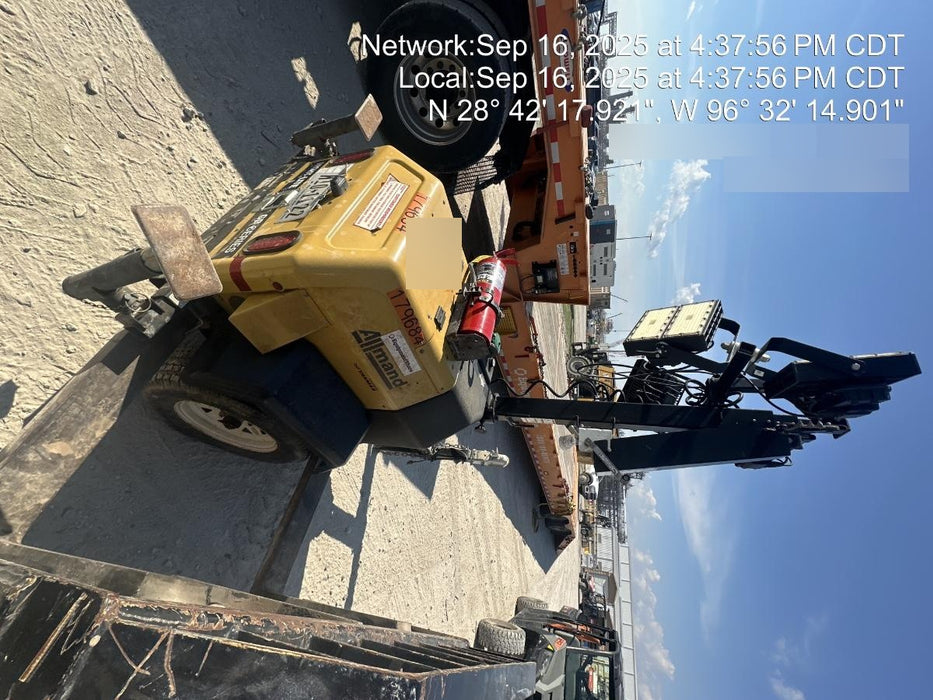 Allmand NLV3GR (4) LED Light Fixture 350W, 23' Vertical Mast, 3kW Prime, Towable, Deep Sea L401, Leveling Jacks, Yanmar T4F 5.8hp