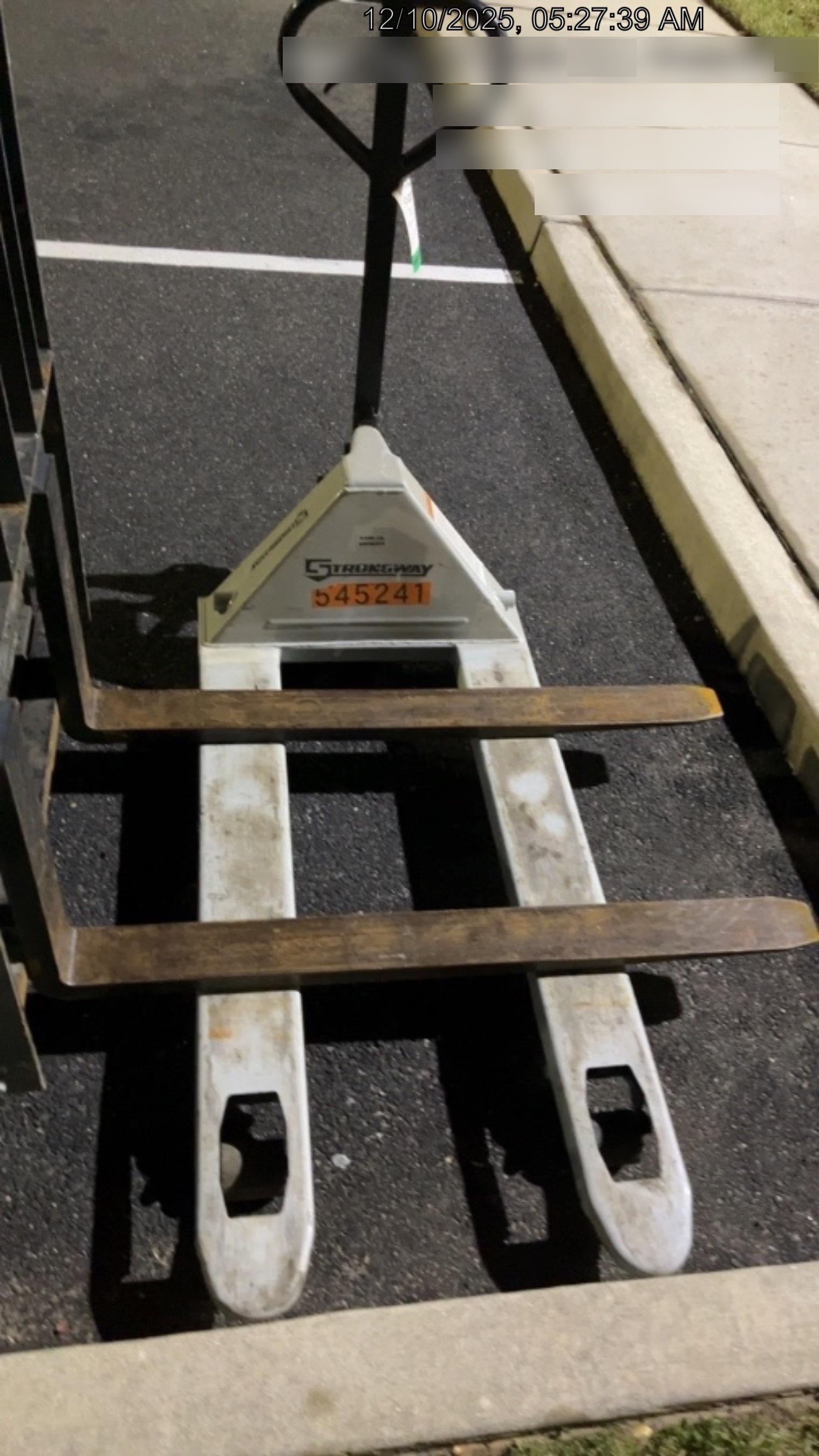 2025 STRONGWAY 4400 lb Pallet Jack