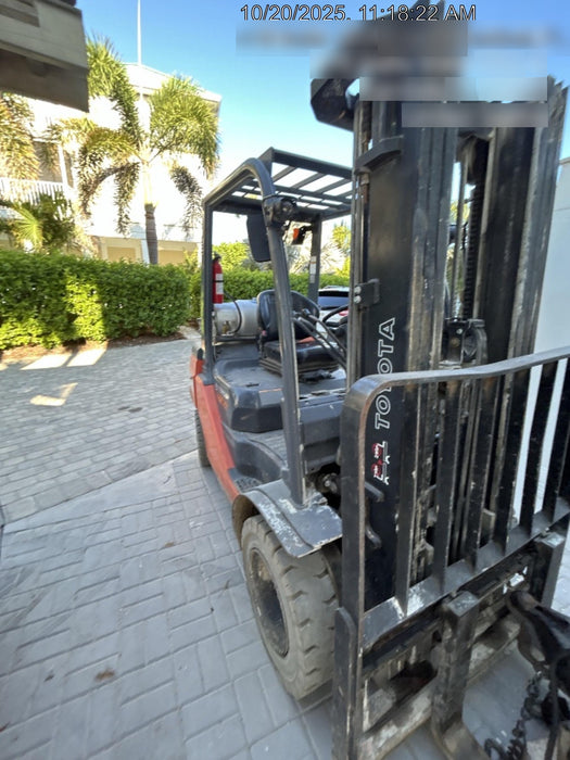 2022 TOYOTA 50-8FGU25