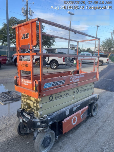 2022 JLG ES2632