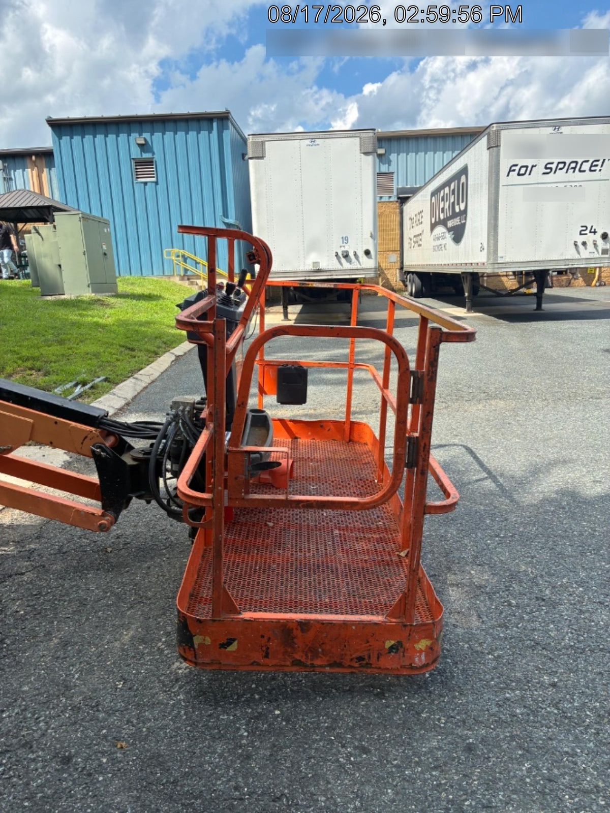 2022 JLG 660SJ