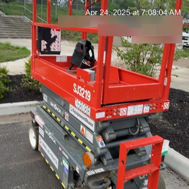 2023 SKYJACK SJ3219